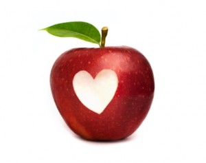 red-apple-with-heart